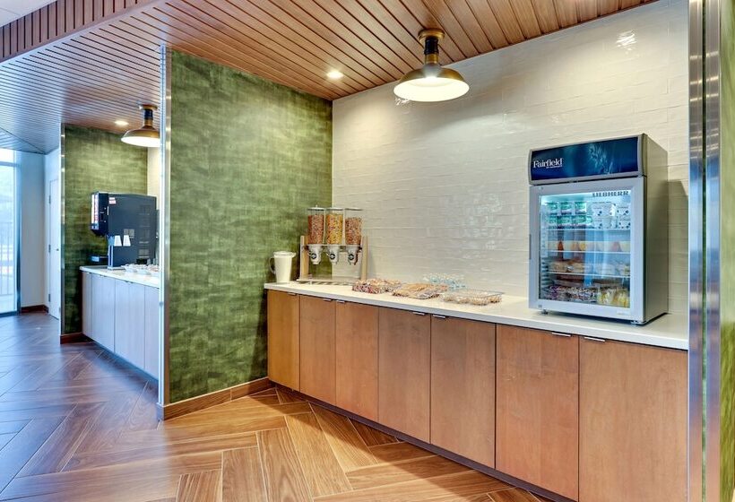 هتل Fairfield Inn & Suites By Marriott Dallas Love Field