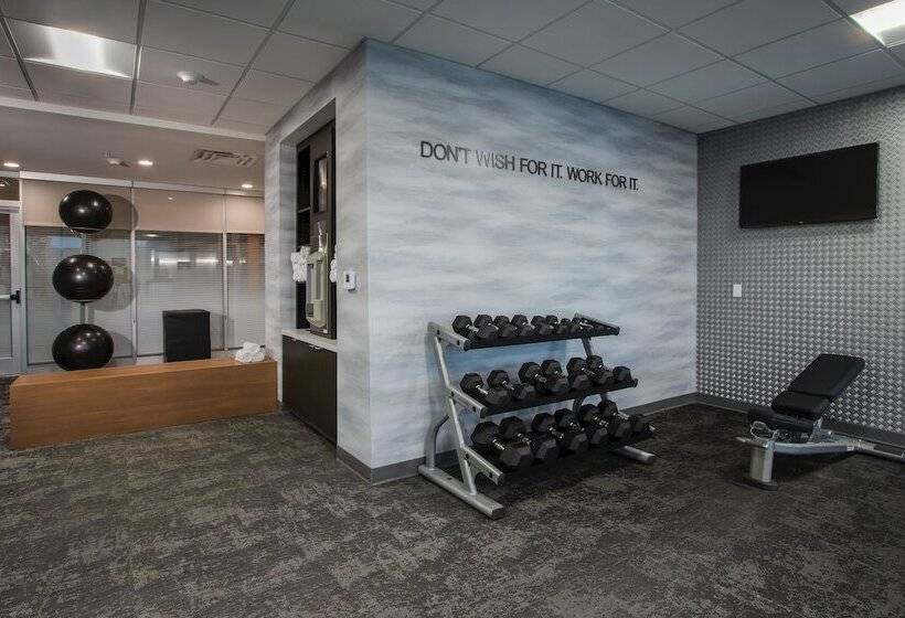 هتل Fairfield Inn & Suites By Marriott Dallas Love Field