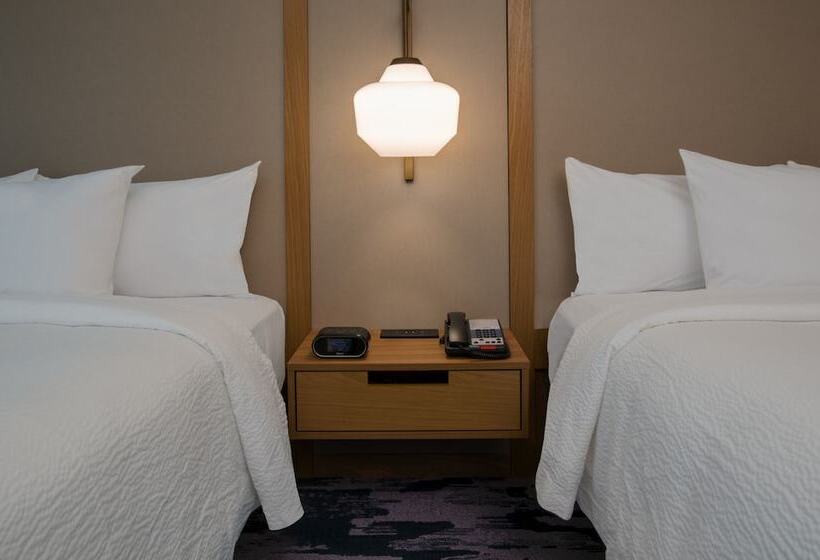 هتل Fairfield Inn & Suites By Marriott Dallas Love Field