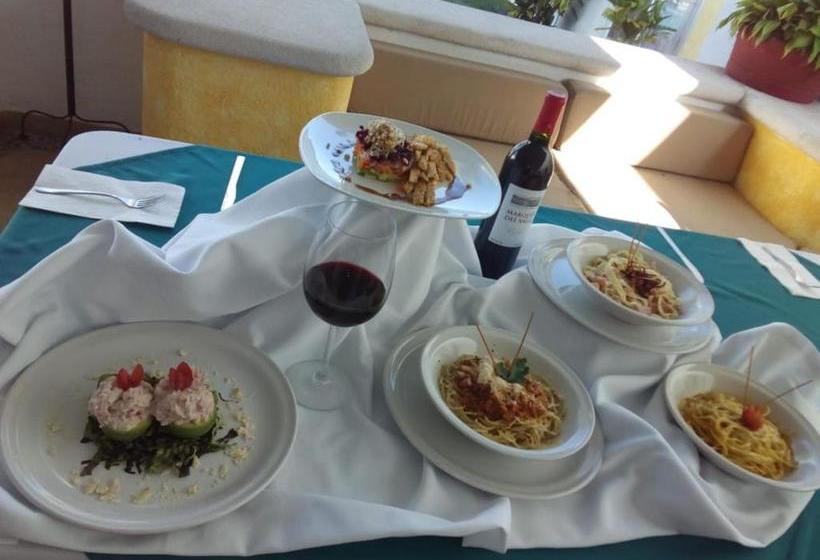 בית מלון כפרי Hc Canarios Resort Spa