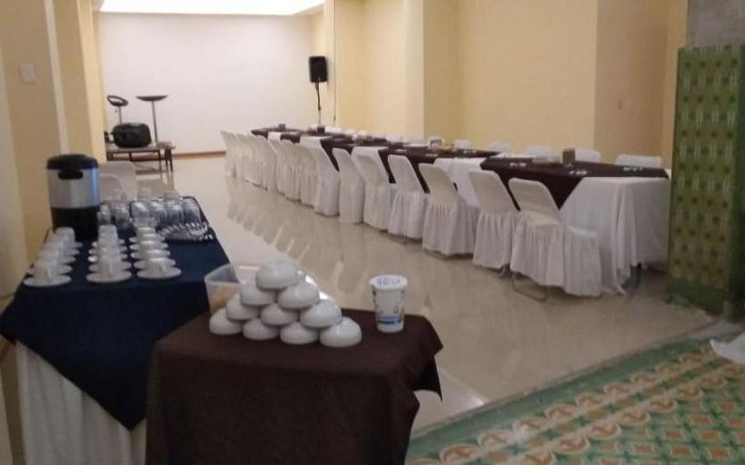 בית מלון כפרי Hc Canarios Resort Spa