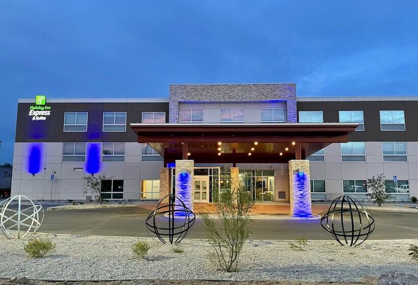 Отель Holiday Inn Express & Suites Blythe, An Ihg