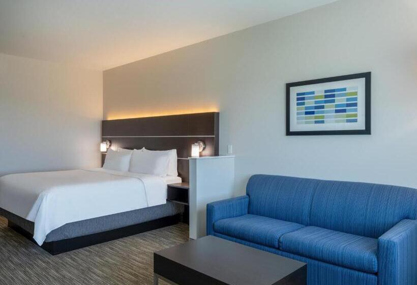 فندق Holiday Inn Express & Suites   Watertown, An Ihg
