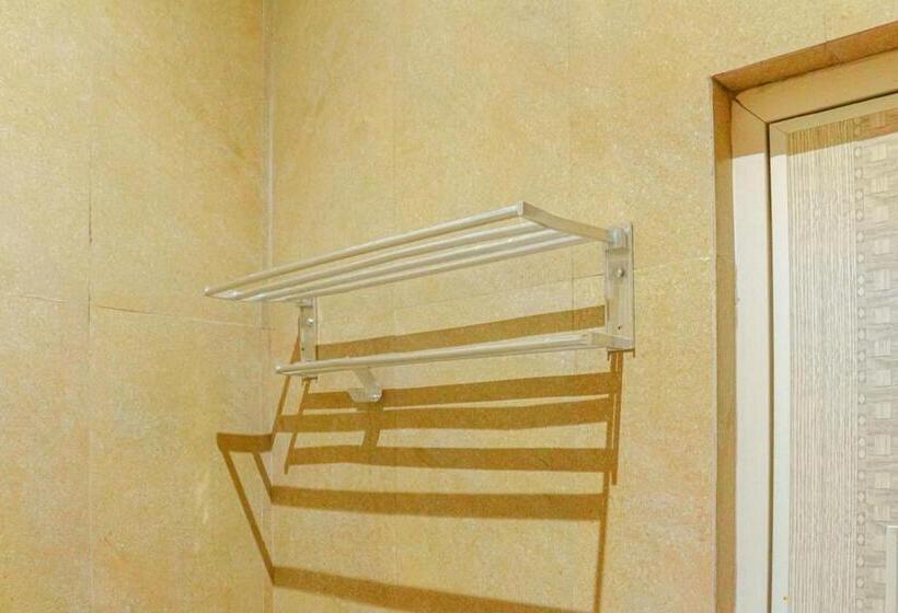 فندق Hp Residence Mitra Reddoorz Near Alun Alun Kediri