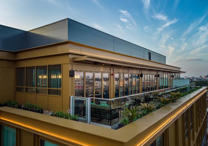 Отель Hyatt Place London City East