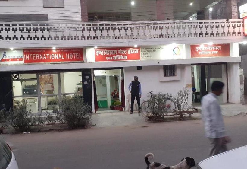 בית מלון כפרי International