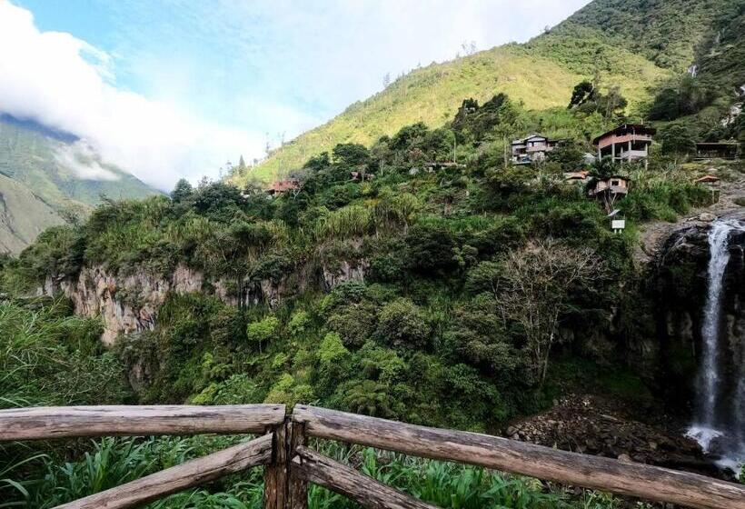 호텔 Mama Tungu Hostel