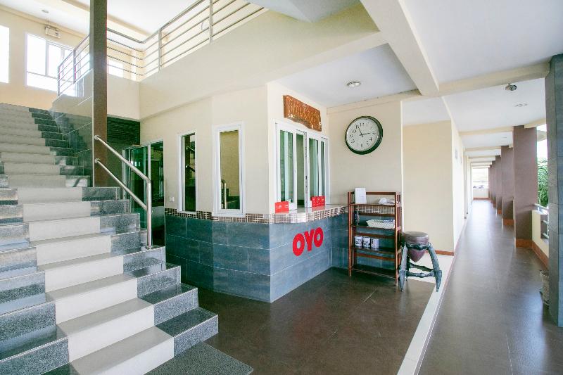 Отель Oyo 75387 4 Men Court