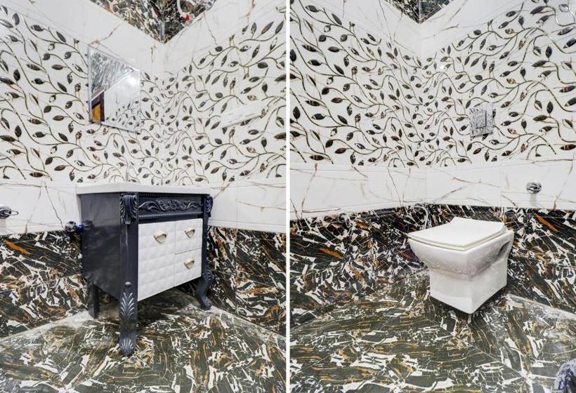 فندق Oyo 77271 Riverview