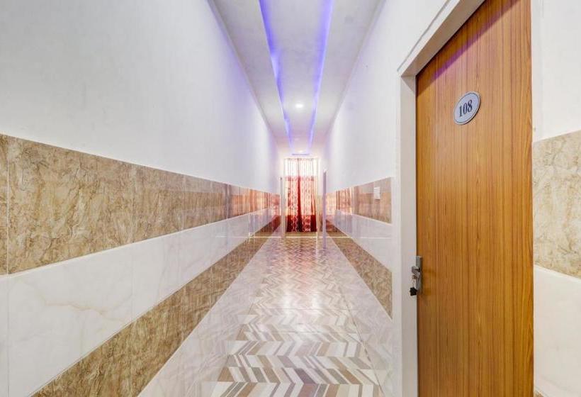 فندق Oyo 77271 Riverview