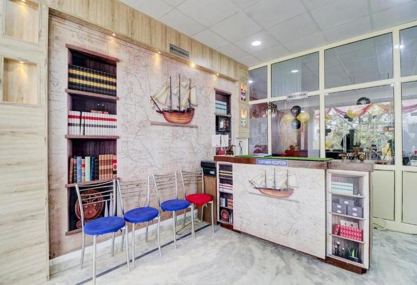 فندق Oyo 77271 Riverview