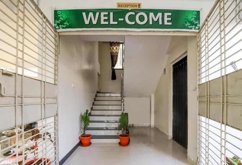 هتل Oyo 77286 Shridhar Service Apartment