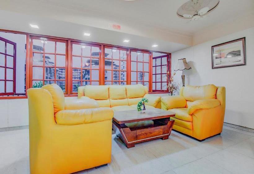 בית מלון כפרי Oyo 77508  Orange Annexe