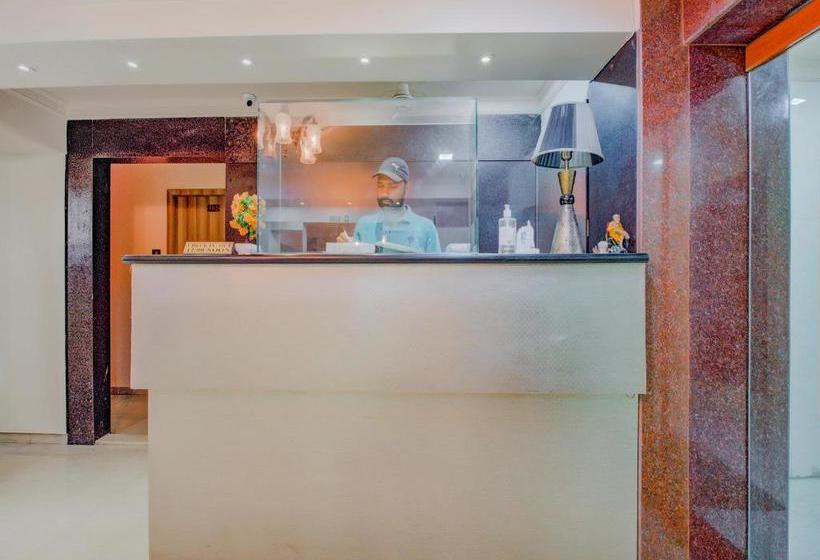 בית מלון כפרי Oyo 77508  Orange Annexe