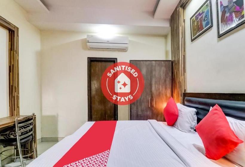 호텔 Oyo 77865  555