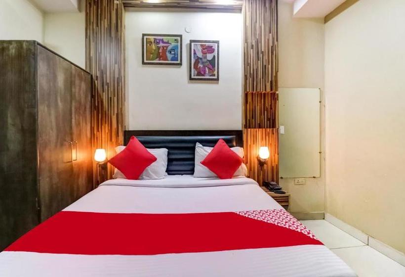 호텔 Oyo 77865  555