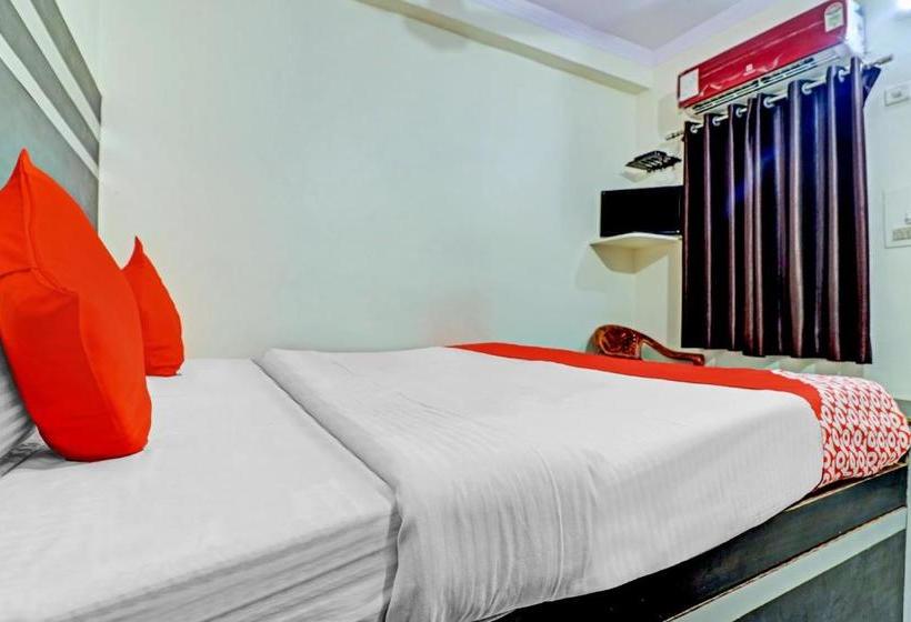 فندق Oyo 77893 Gopal
