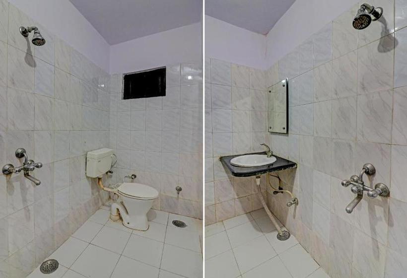 فندق Oyo 77893 Gopal