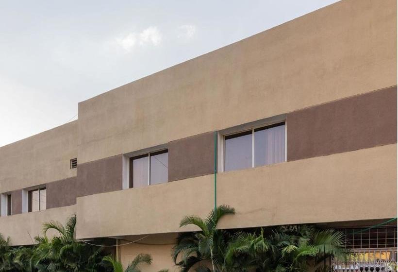 فندق Oyo 78103 Flagship Grand Nest Inn