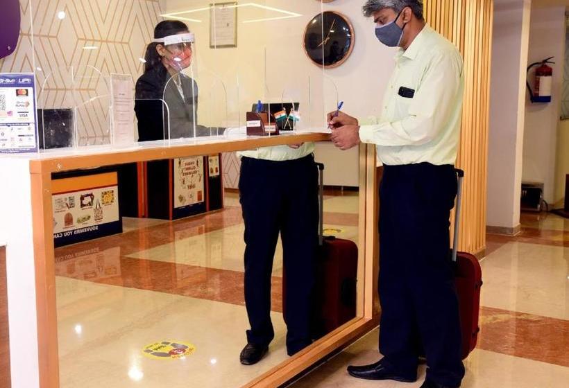 فندق Oyo 78103 Flagship Grand Nest Inn