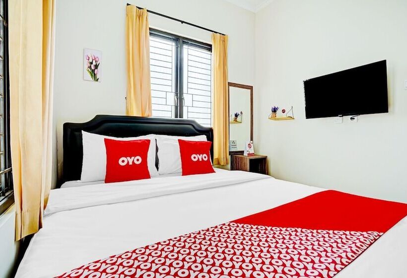 Отель Oyo 90211 Isidji Inn