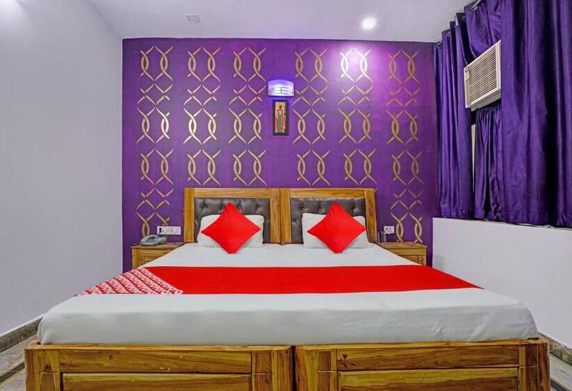 Отель Oyo Bly115 Bonzer