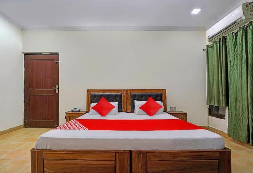 Отель Oyo Bly115 Bonzer