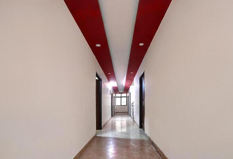 Отель Oyo Bly115 Bonzer