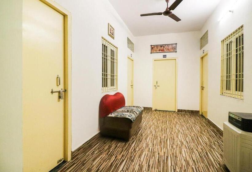 فندق O Virat Inn