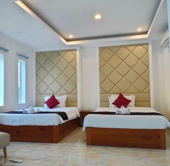 בית מלון כפרי Phat Power