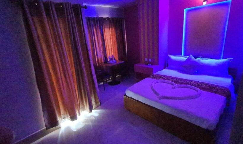 فندق Pheng Chenda