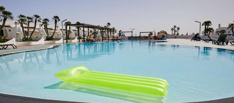 酒店 Sands Beach Active Resort