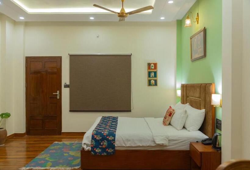 בית מלון כפרי Sethi Legacy