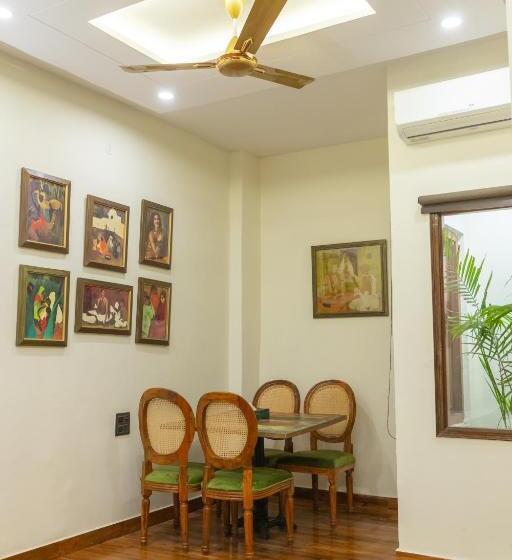 בית מלון כפרי Sethi Legacy