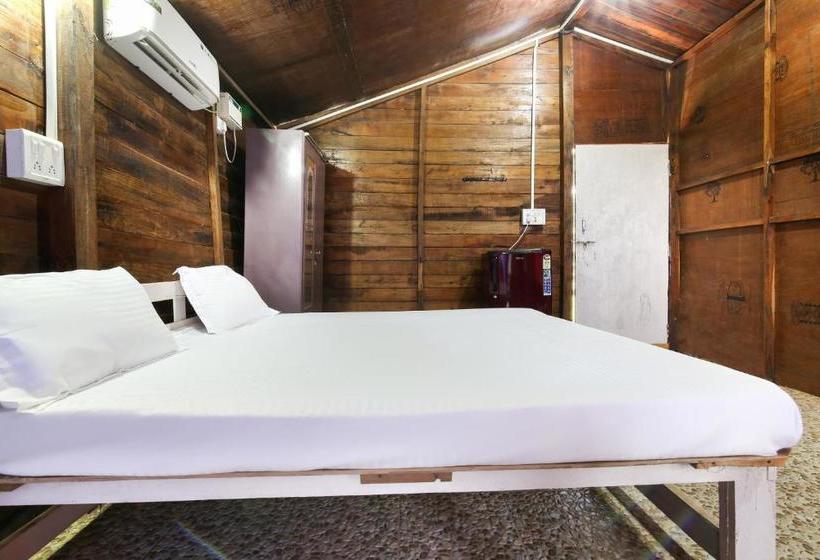 호텔 Spot On 48430  Lavish