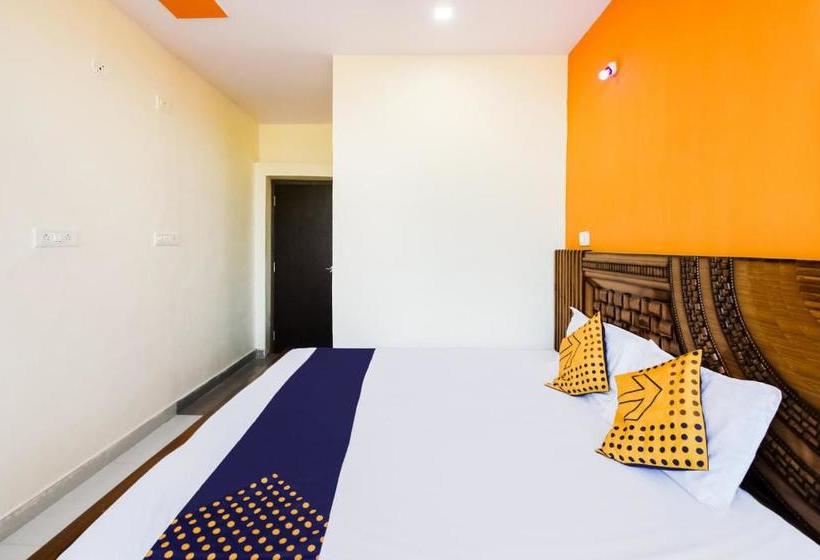 호텔 Spot On 77823  Daksh