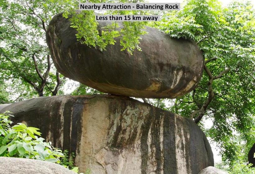 호텔 Spot On 77823  Daksh