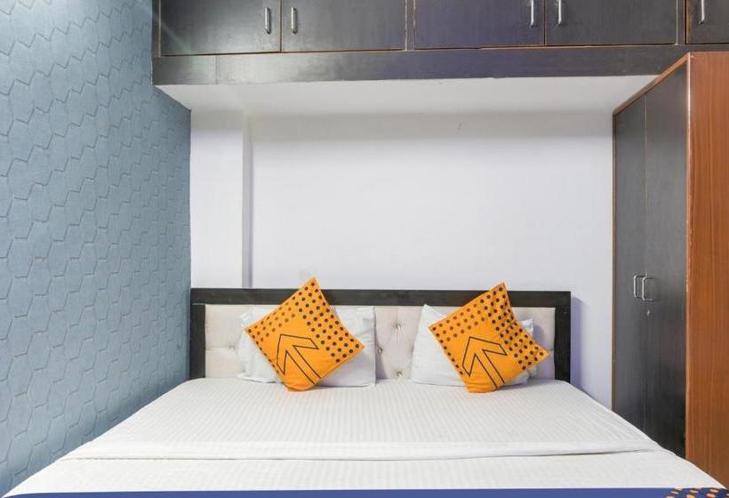 Отель Spot On 77843 Janak Inn