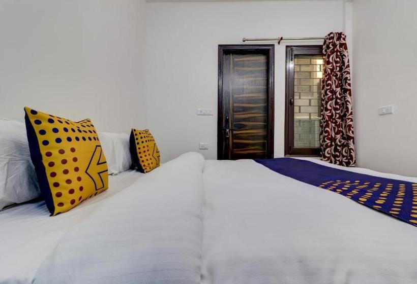 فندق Spot On 77952 Gs Guest House