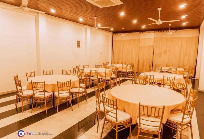 호텔 The Grand Pearl Resort