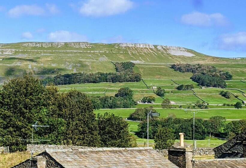 Отель The White Hart Inn, Hawes