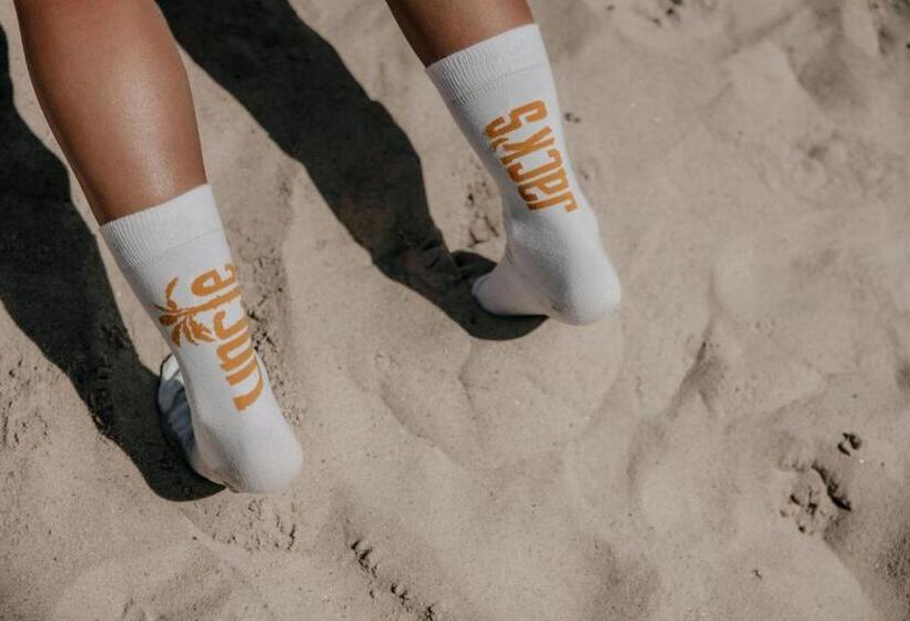 Отель Uncle Jacks