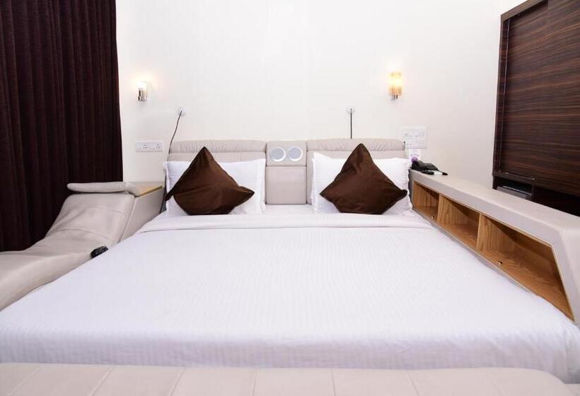 בית מלון כפרי Vits Shanti Solitaire Arpora