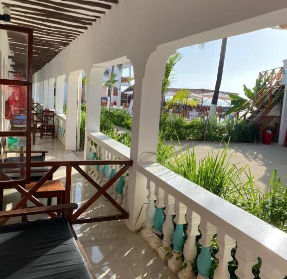 ホテル Zenobia Beach Resort