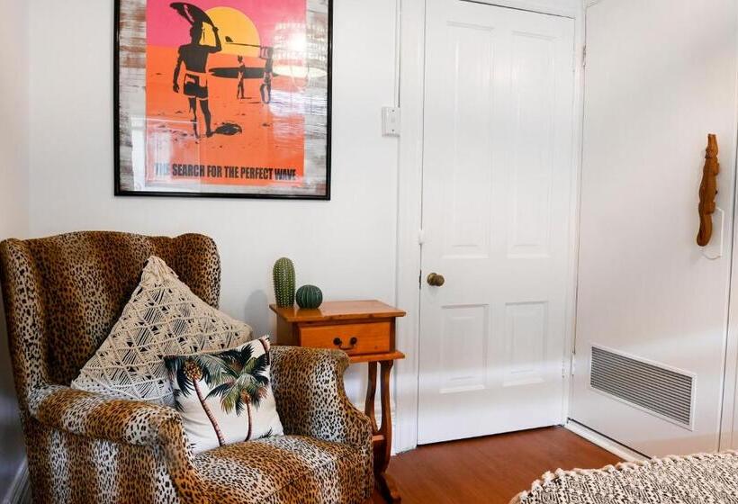 Manly Waves Studios & Apartments