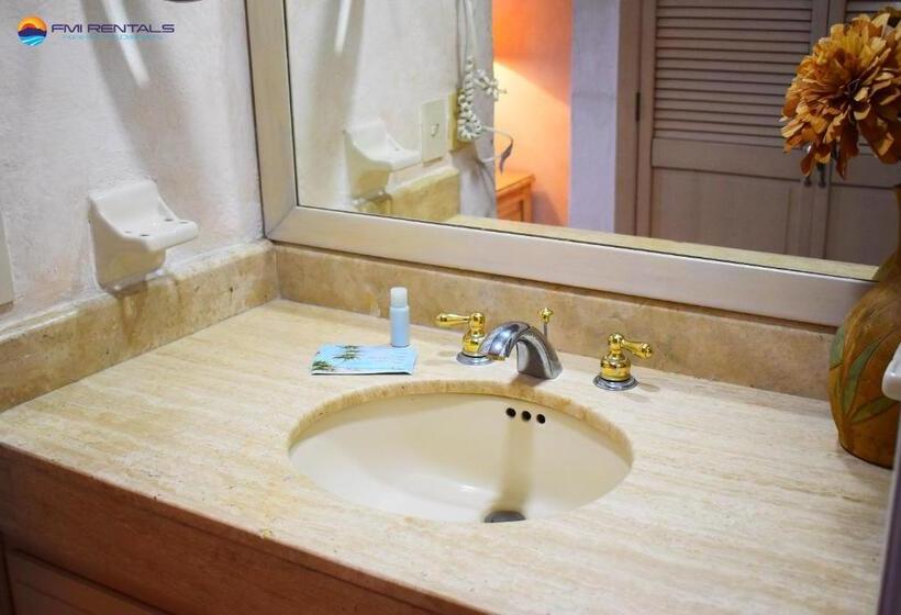 Marina Pinacate B 406