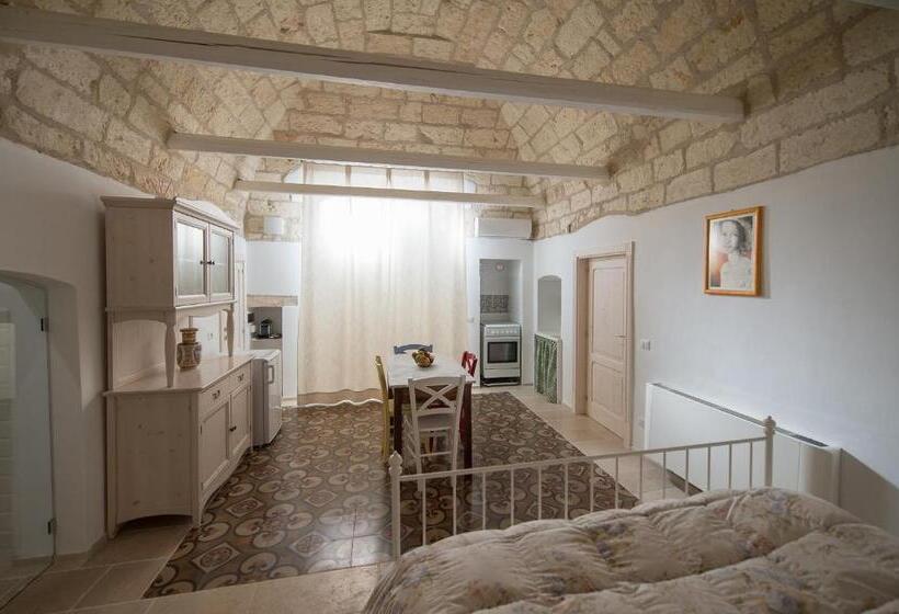 פנסיון Ai Cappuccini Guest House