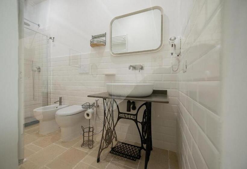 פנסיון Ai Cappuccini Guest House