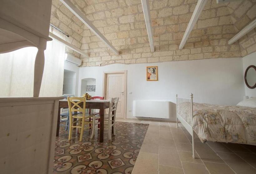 פנסיון Ai Cappuccini Guest House