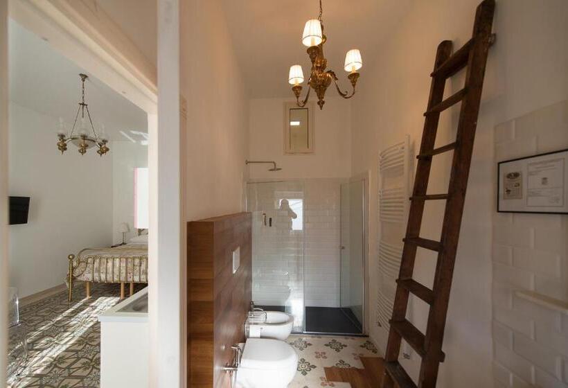 פנסיון Ai Cappuccini Guest House